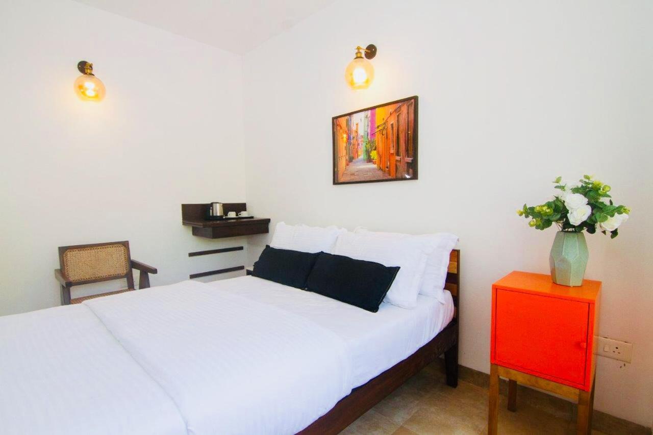 Half Hotel, Калангуте Екстериор снимка