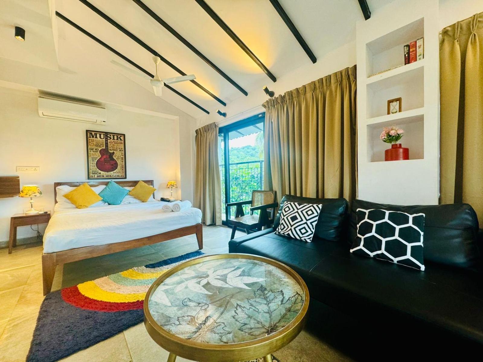 Half Hotel, Калангуте Екстериор снимка