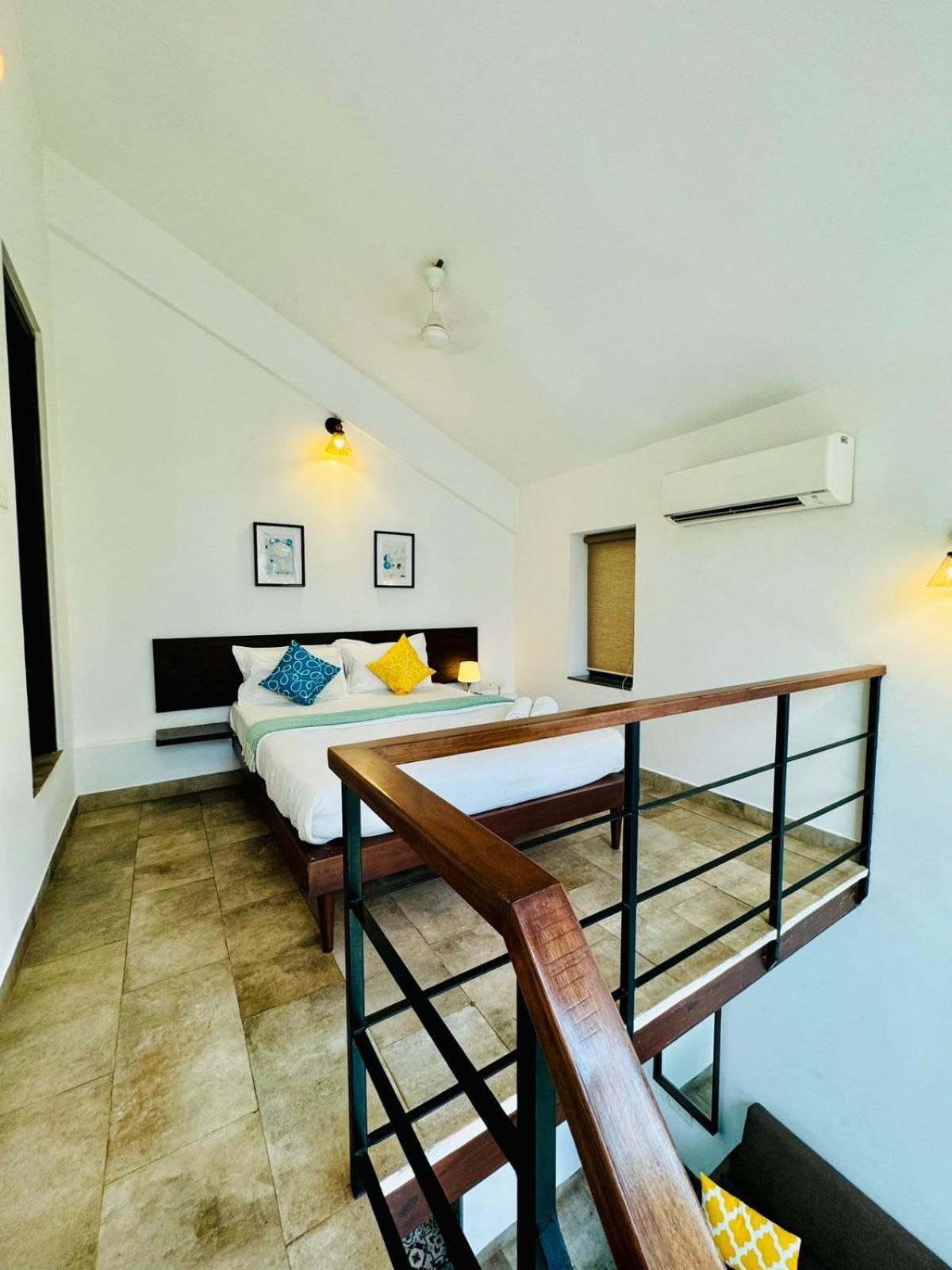Half Hotel, Калангуте Екстериор снимка